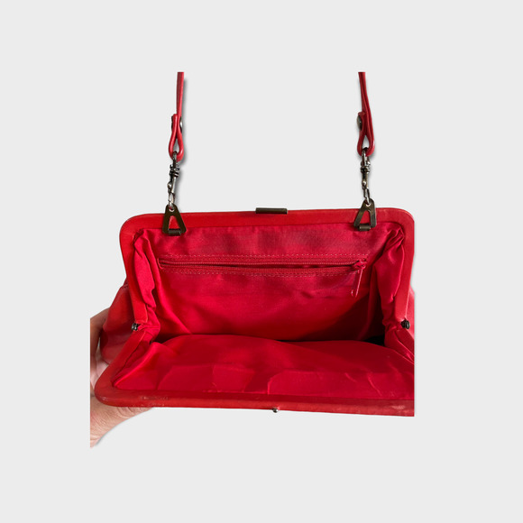 Cute Vintage Red Leather 80s crossbody clutch - Picture 3 of 7